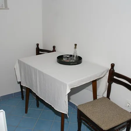518c Daire Podgora (Split-Dalmatia)